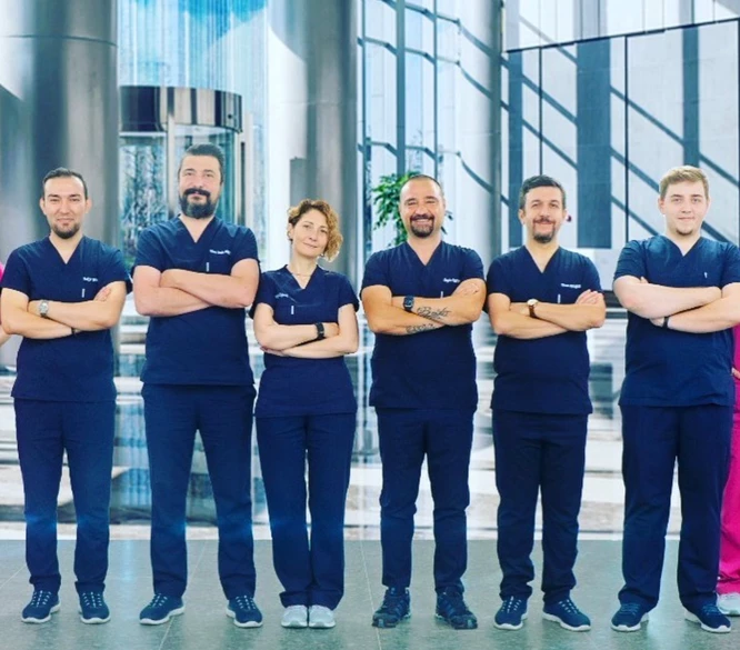 Das Hairlineclinic Team FUE Haartransplantation in der Türkei ausnahmslos durch Ärzte